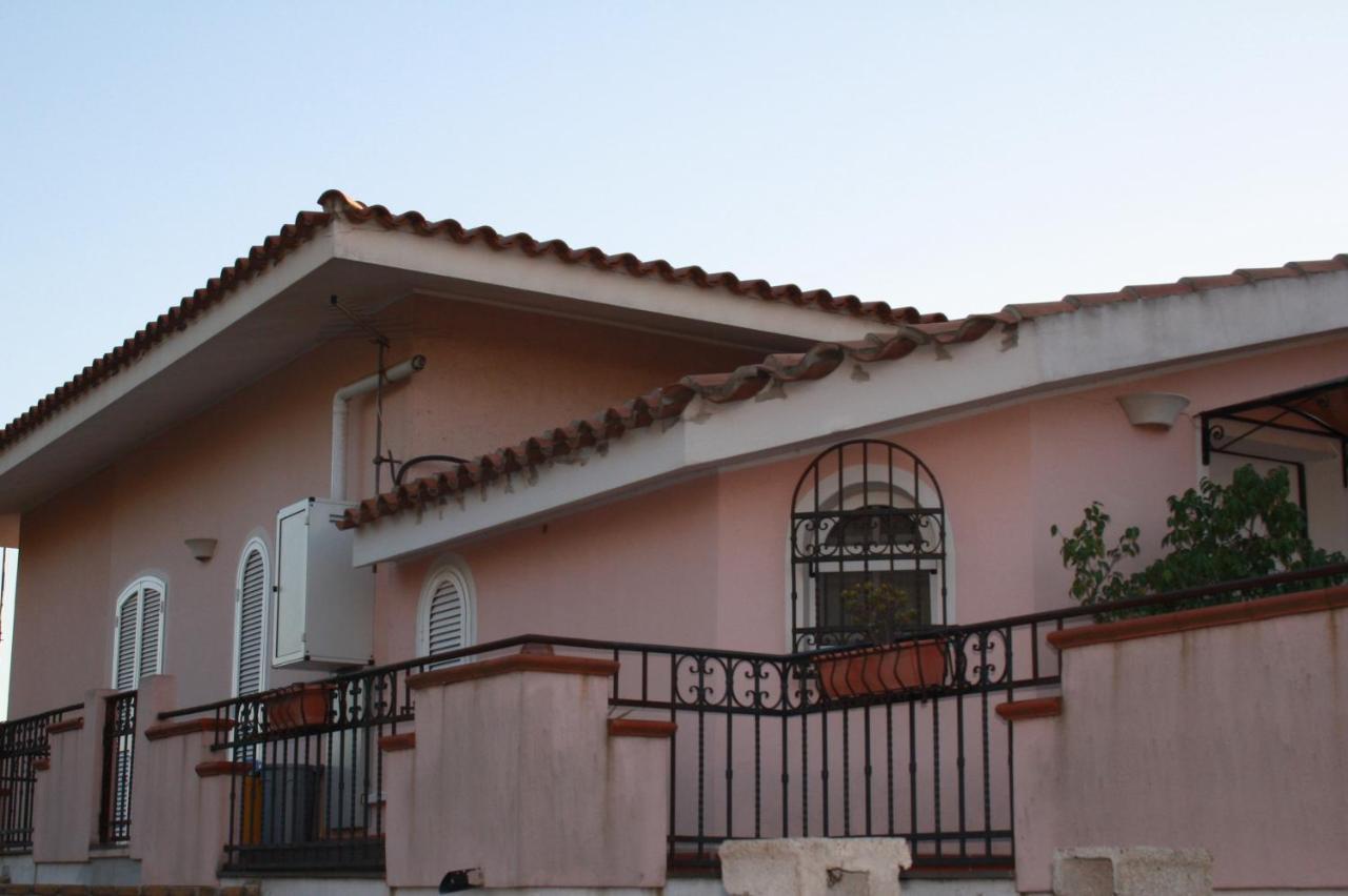 Casa Vacanze Su Forti Buitenkant foto