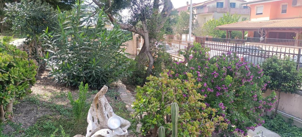 Casa Vacanze Su Forti Buitenkant foto